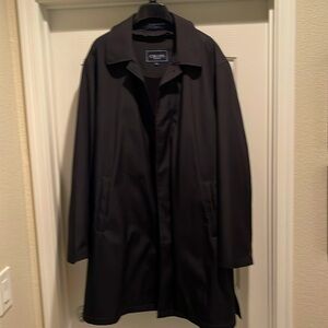 CHAPS MENS BLACK WATER RESISTANT TOP COAT WITH ZIP OUT LINER SIZE 44L